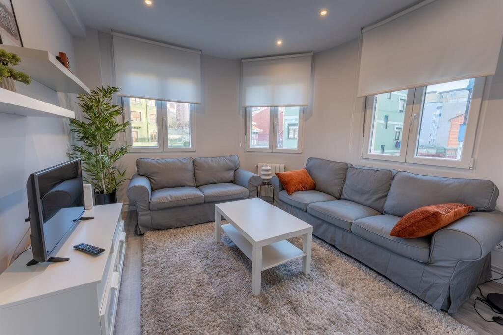 Valdecilla Center Apartment Сантандер Екстер'єр фото